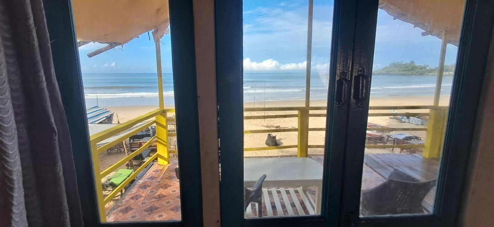 Columbus Goa Beach Resort 帕罗林 外观 照片